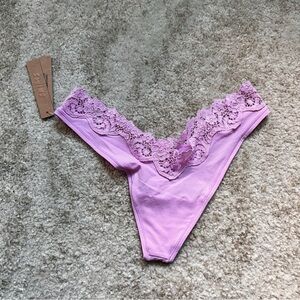 SKIMS Fits Everybody Lace Dipped Thong